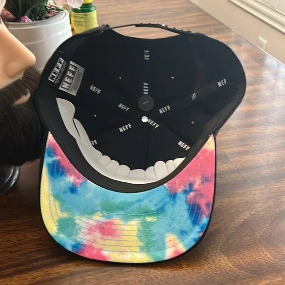 NEFF ADJUSTABLE HATS unisex.. - Picture 6 of 9